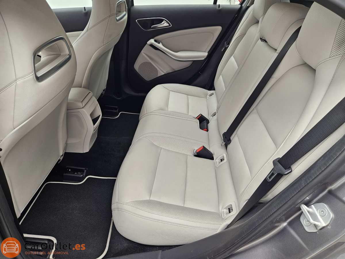 13 - Mercedes A Class 2013 - AUTO