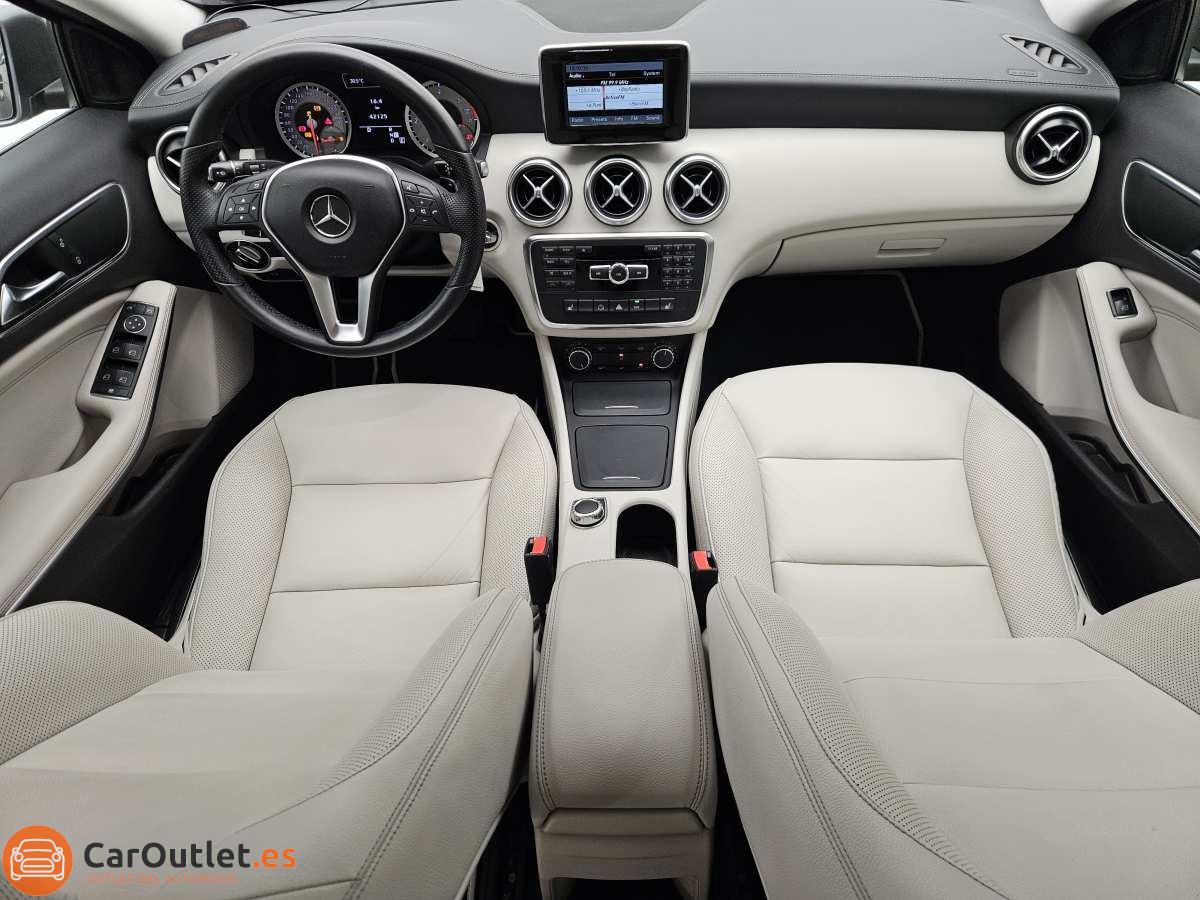 17 - Mercedes A Class 2013 - AUTO