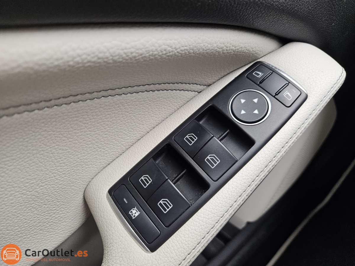 20 - Mercedes A Class 2013 - AUTO