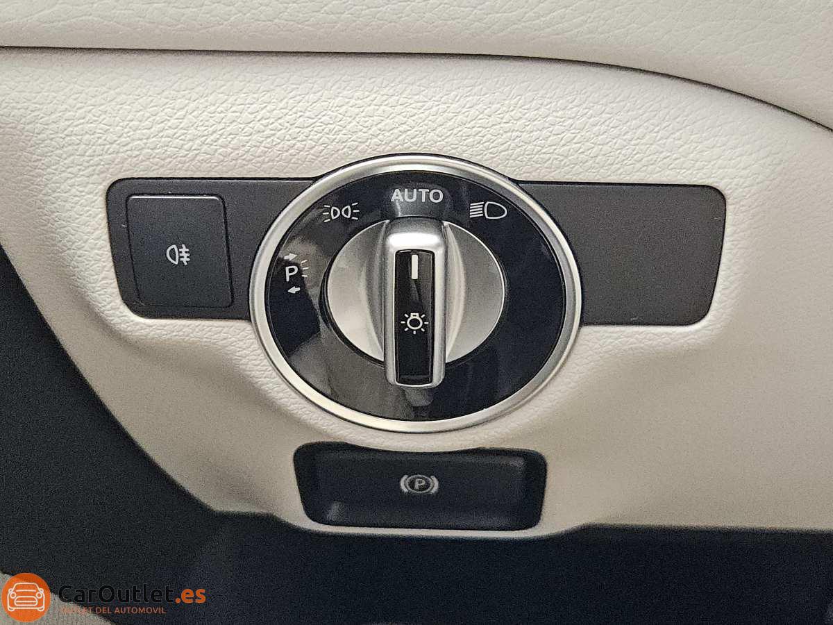 21 - Mercedes A Class 2013 - AUTO