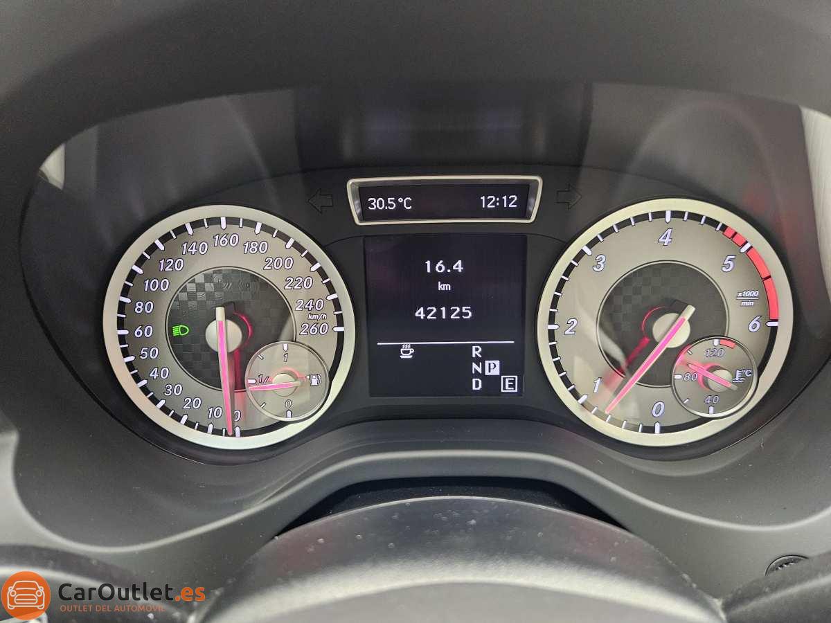 23 - Mercedes A Class 2013 - AUTO