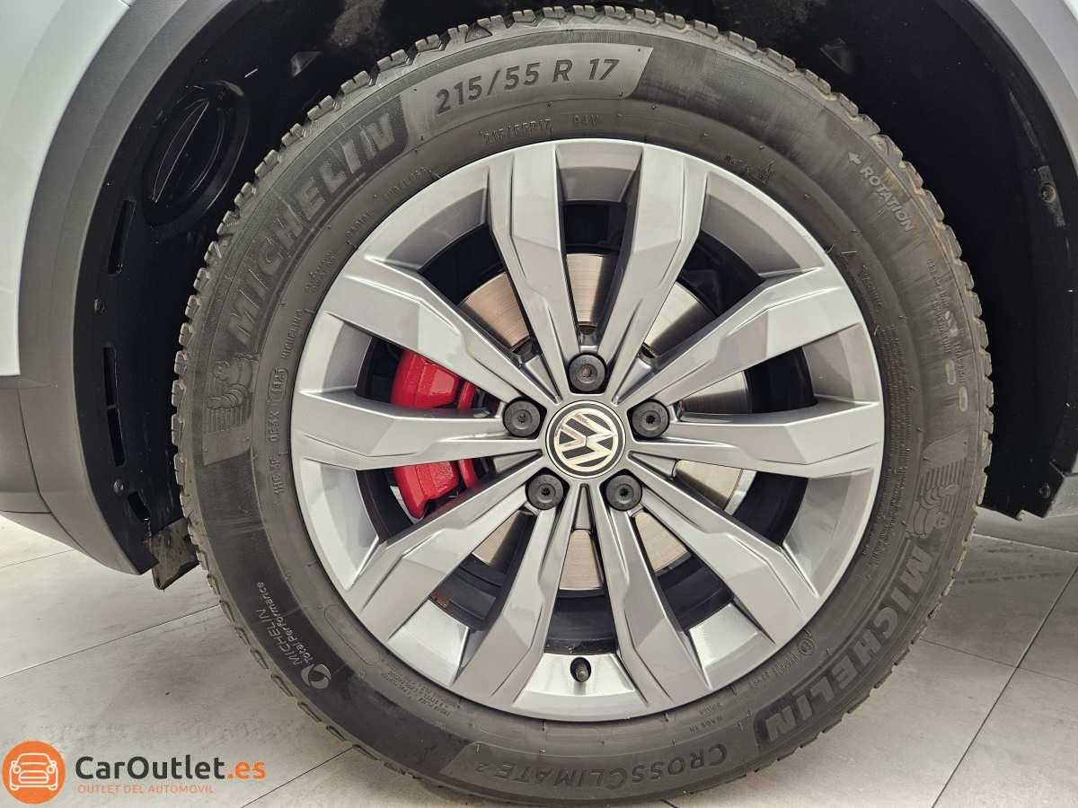 5 - Volkswagen T ROC 2019 - AUTO