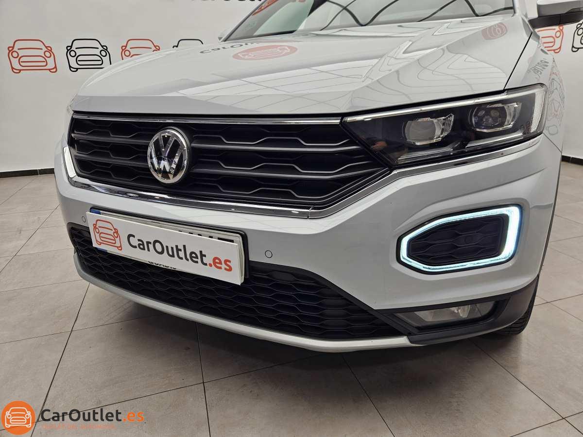 6 - Volkswagen T ROC 2019 - AUTO