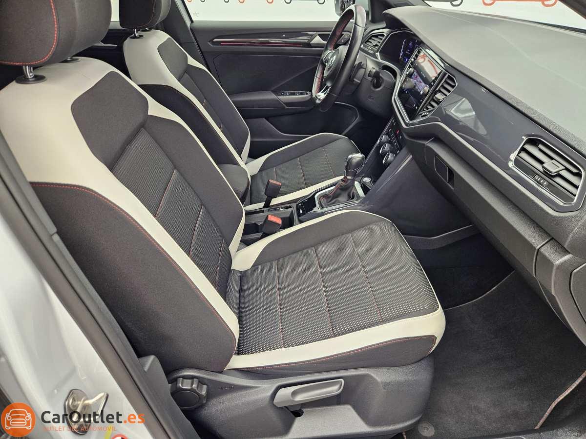 16 - Volkswagen T ROC 2019 - AUTO