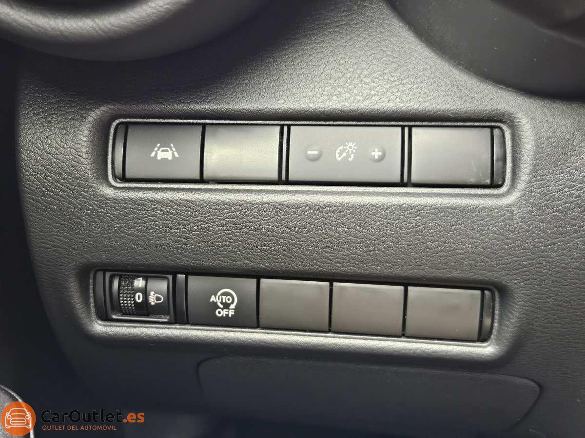 25 - Nissan JUKE 2022 - AUTO