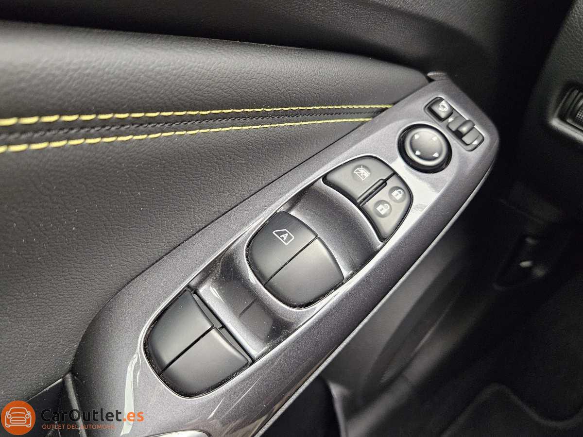 26 - Nissan JUKE 2022 - AUTO