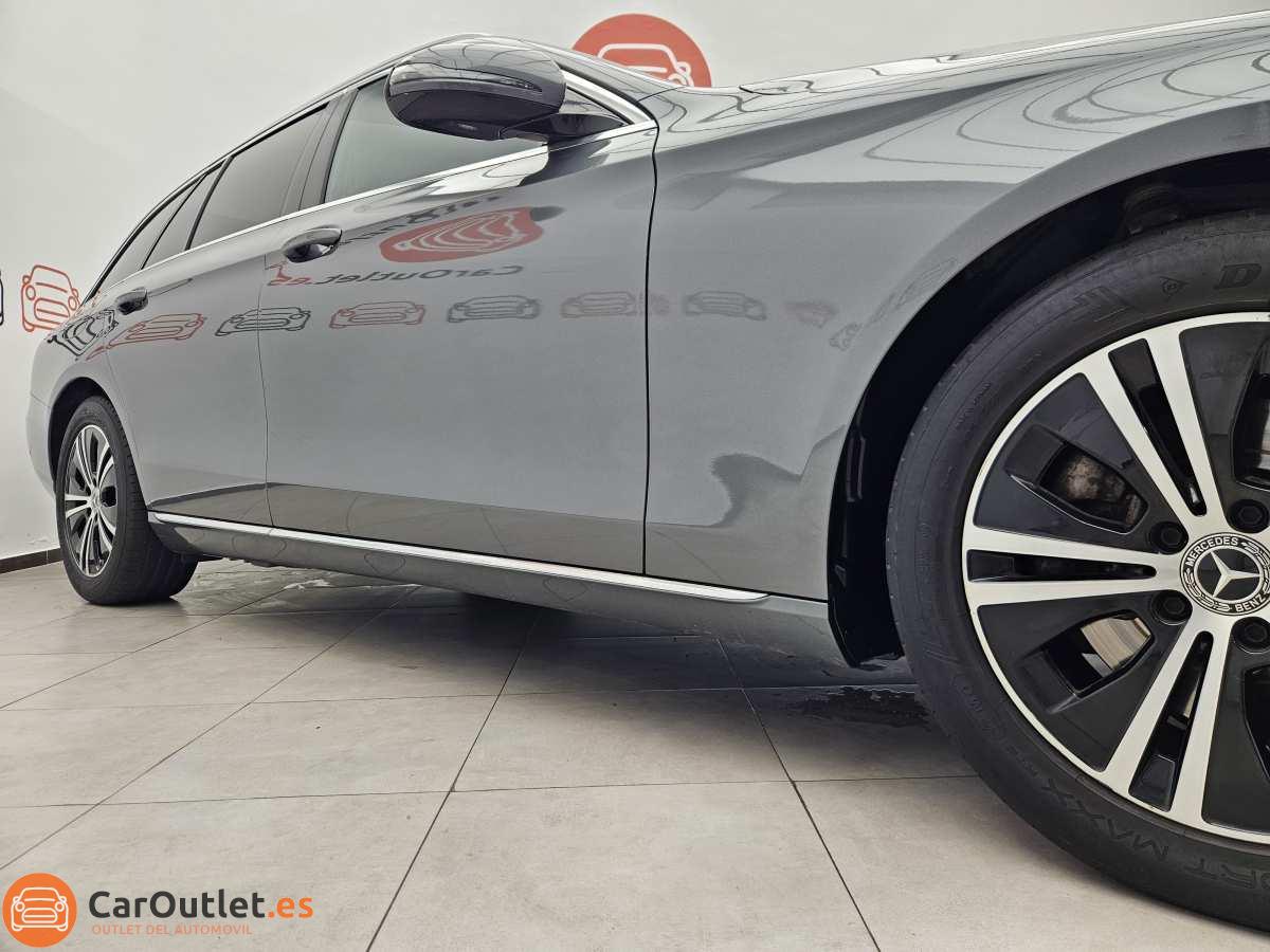 3 - Mercedes E220 2019 - AUTO