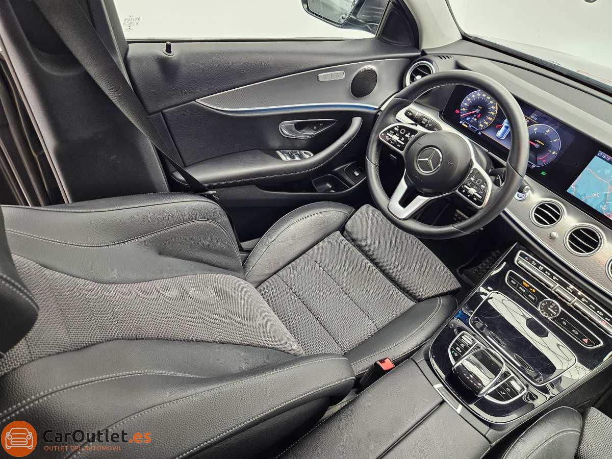 21 - Mercedes E220 2019 - AUTO