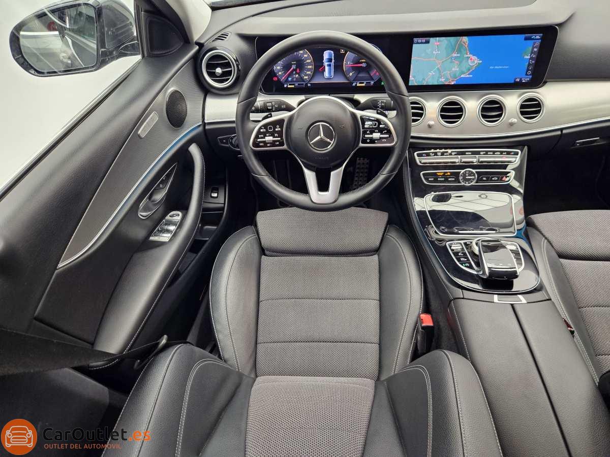 22 - Mercedes E220 2019 - AUTO