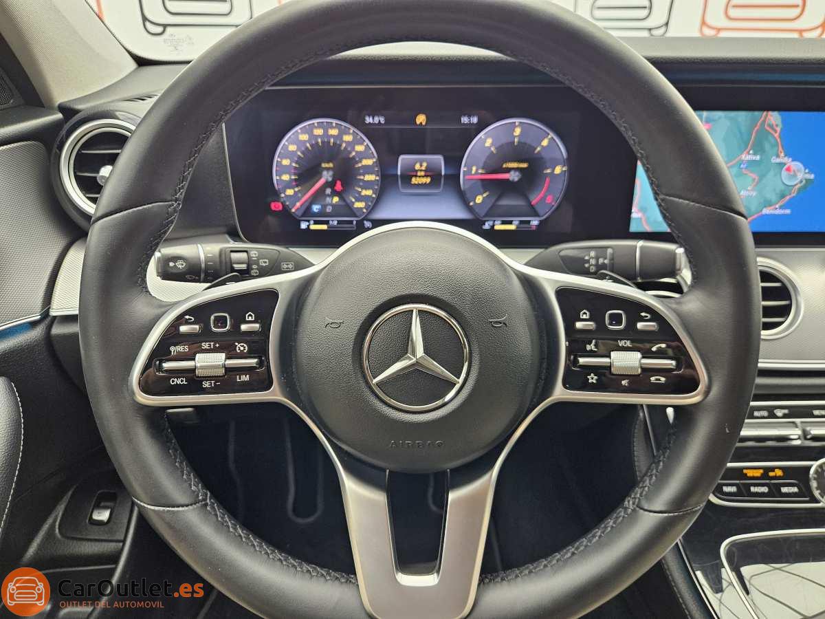 25 - Mercedes E220 2019 - AUTO
