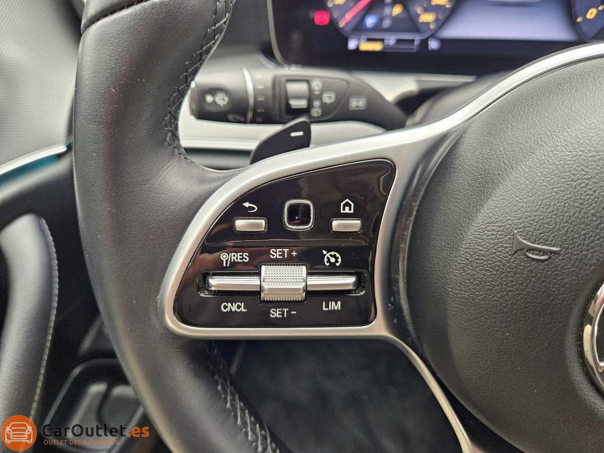 26 - Mercedes E220 2019 - AUTO