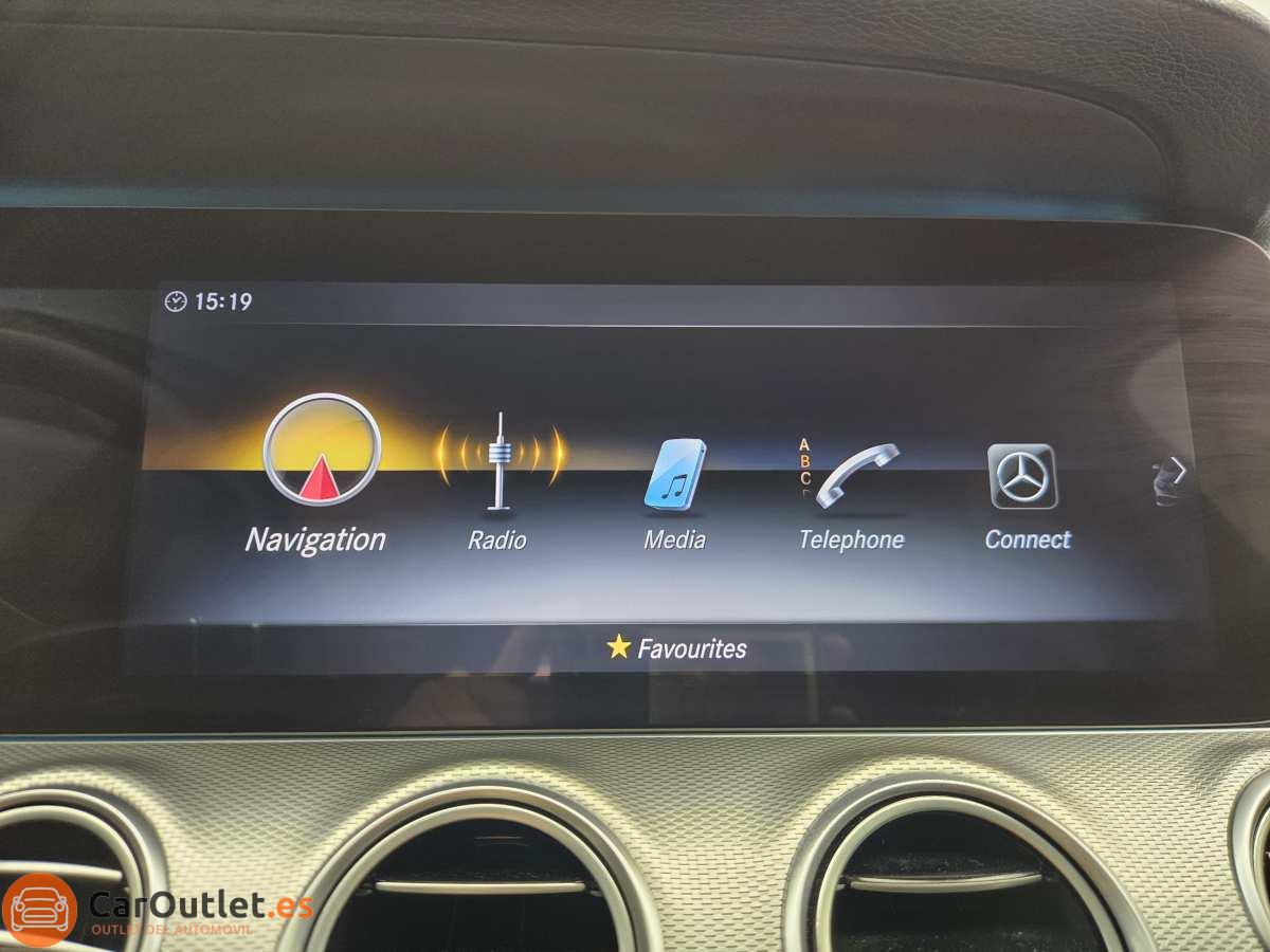 31 - Mercedes E220 2019 - AUTO
