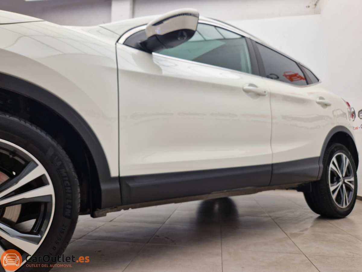 4 - Nissan Qashqai 2018 - AUTO