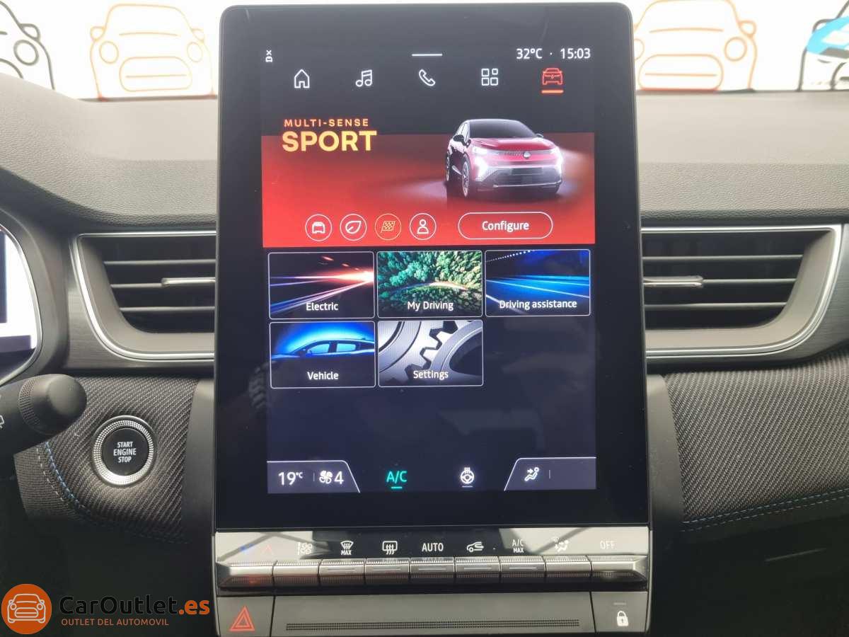 29 - Renault Captur 2024 - AUTO
