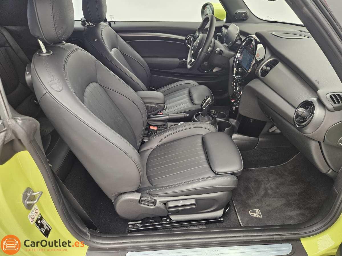 19 - MINI Cooper 2024 - AUTO - CABRIO