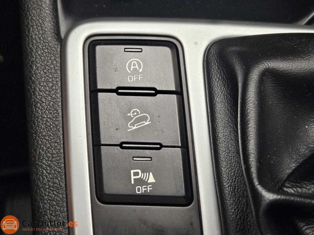 35 - Kia Sportage 2017