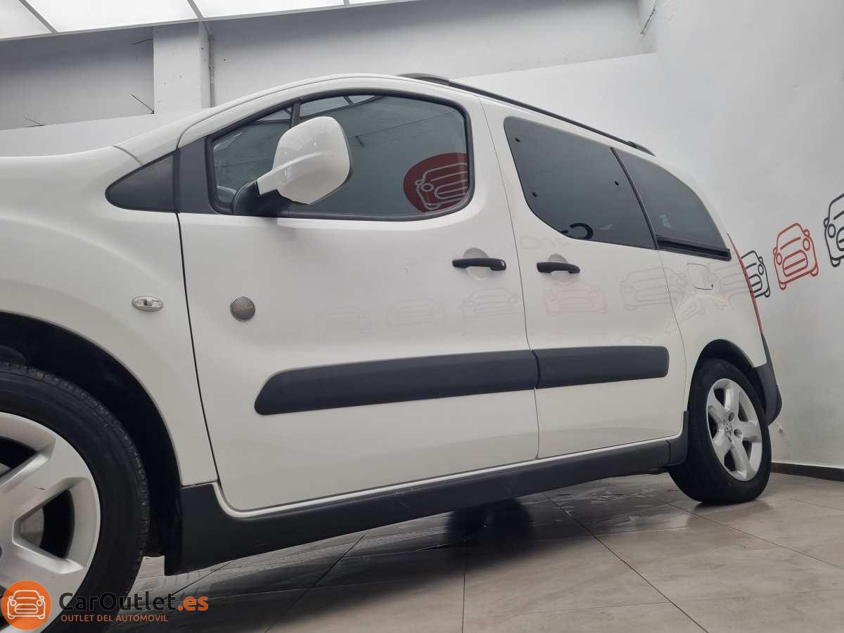 4 - Peugeot Partner 2014 - AUTO