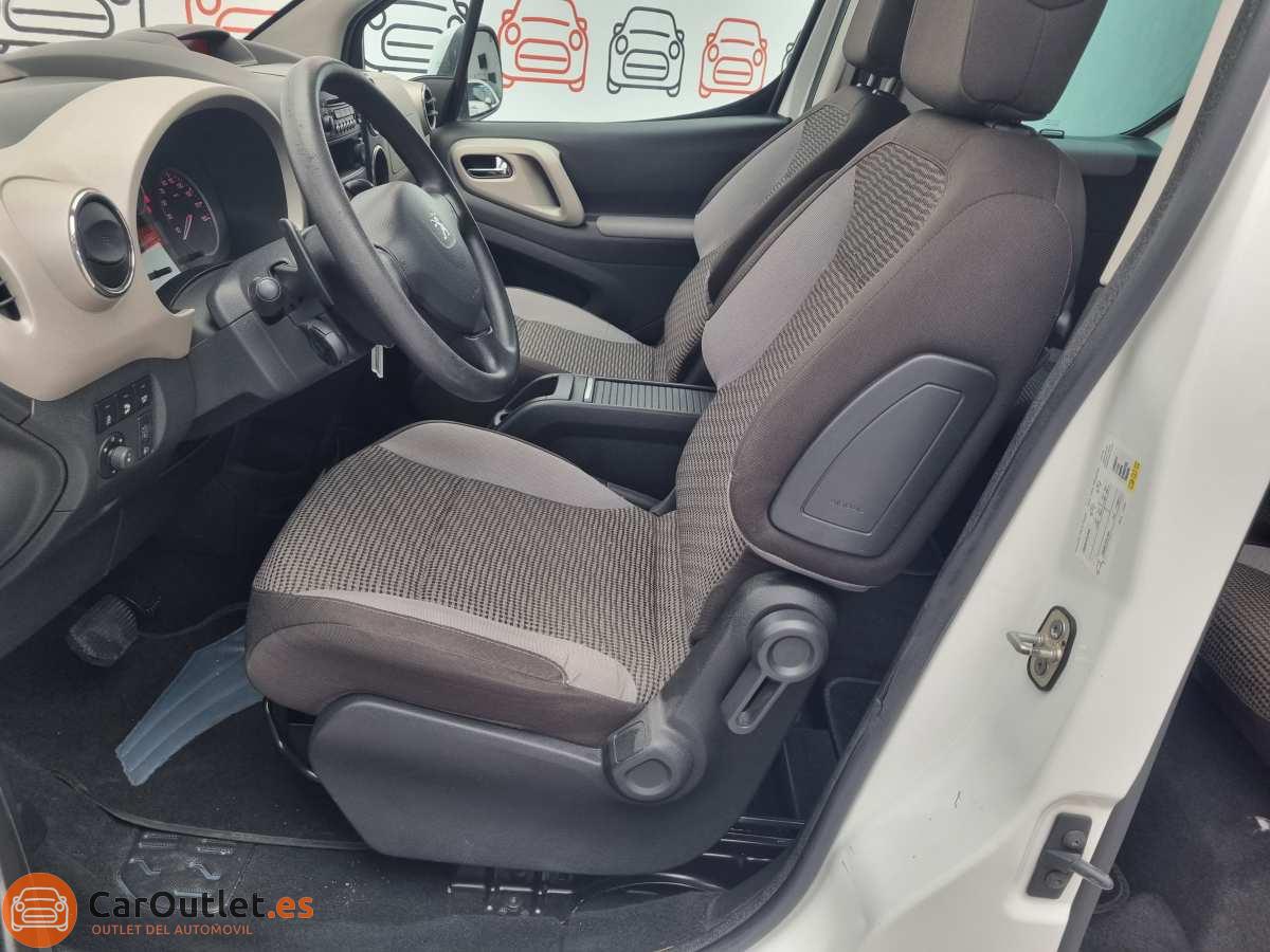 17 - Peugeot Partner 2014 - AUTO