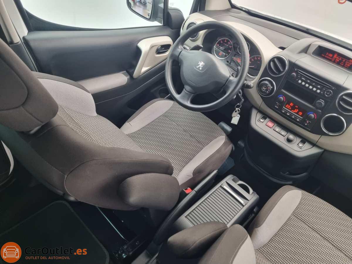 20 - Peugeot Partner 2014 - AUTO