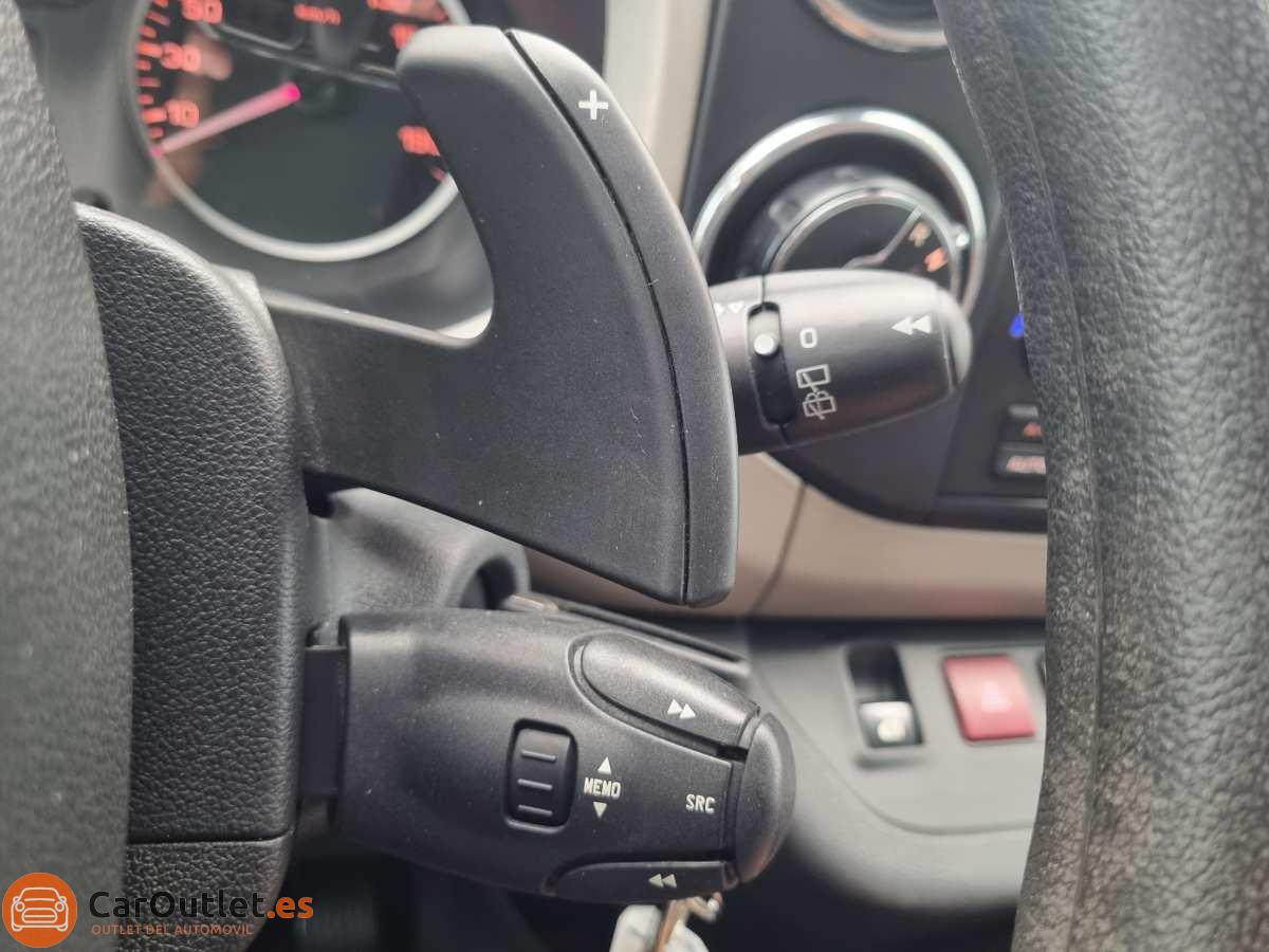 24 - Peugeot Partner 2014 - AUTO