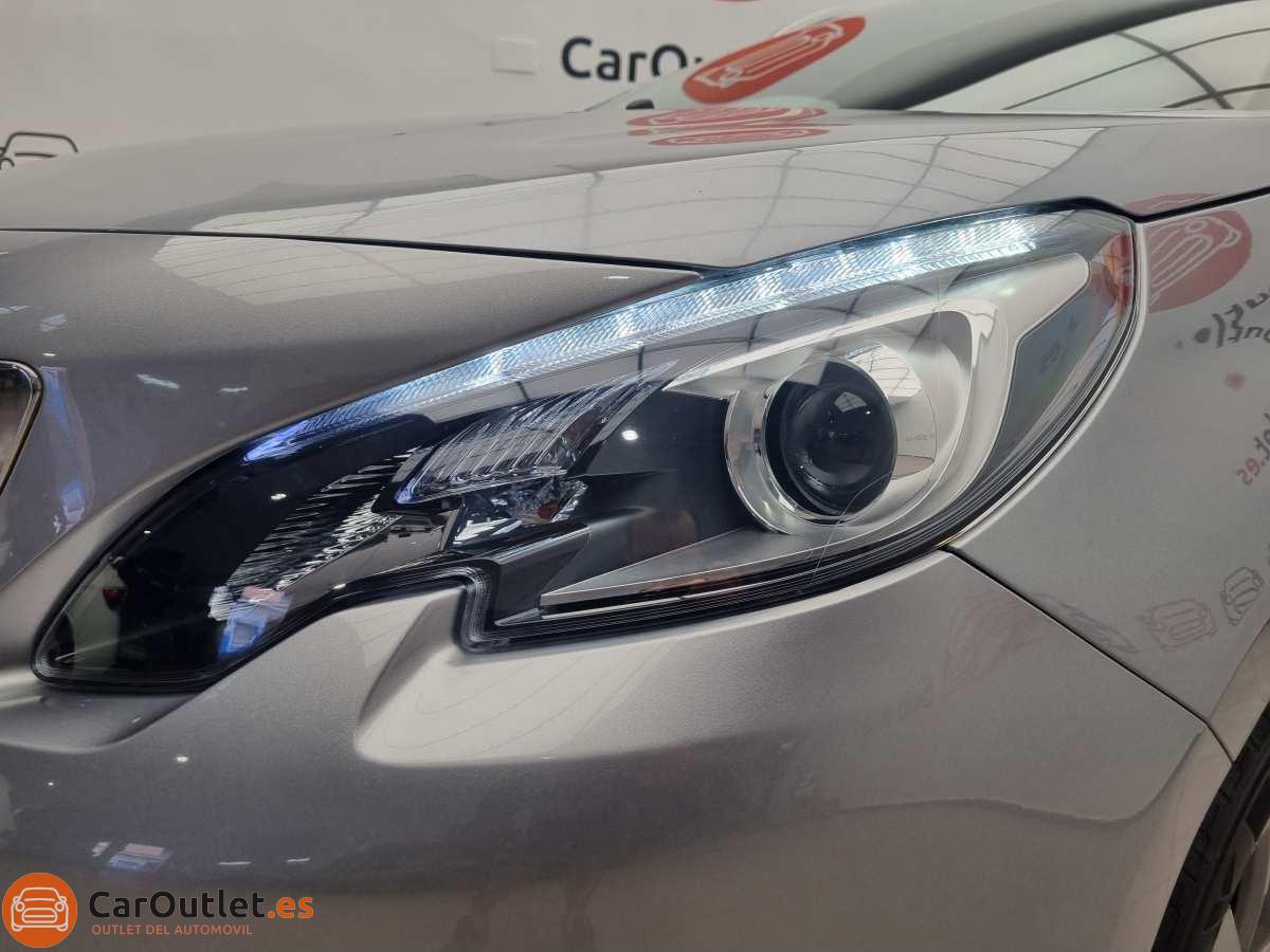 6 - Peugeot 2008 2018