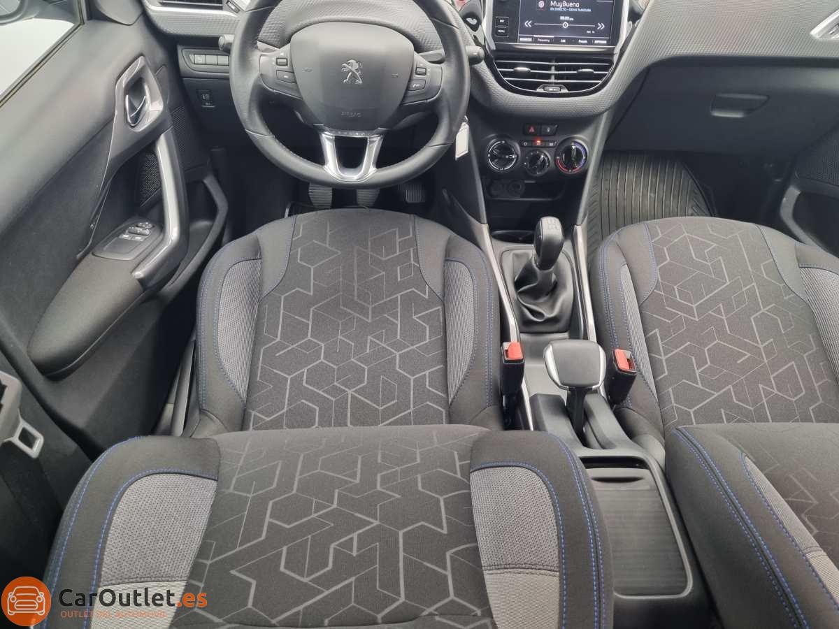 19 - Peugeot 2008 2018