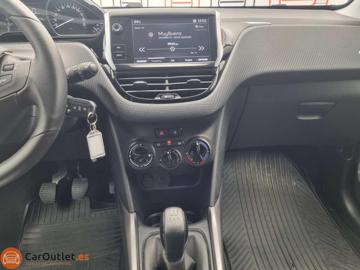 26 - Peugeot 2008 2018