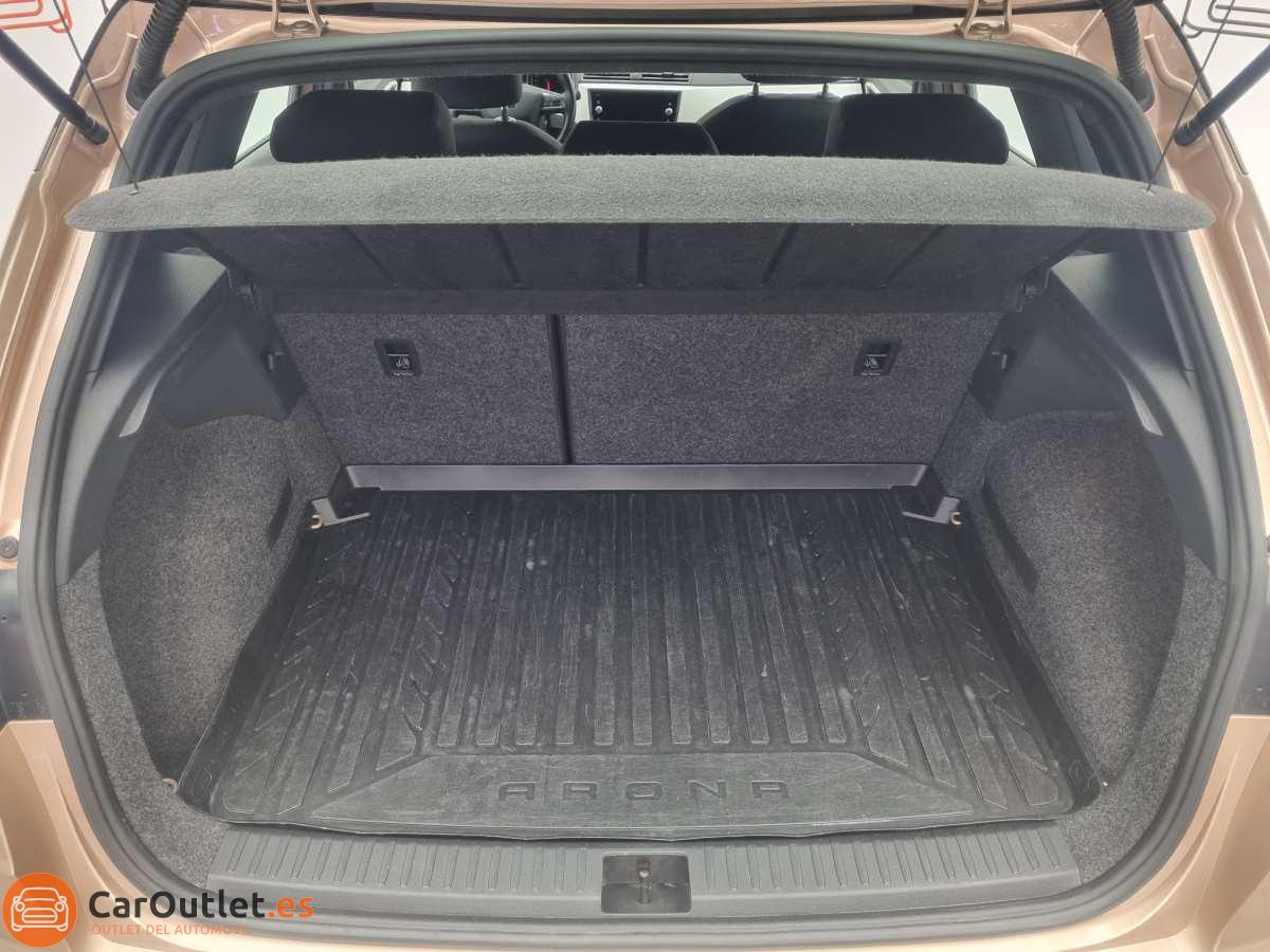 11 - Seat Arona 2018 - AUTO