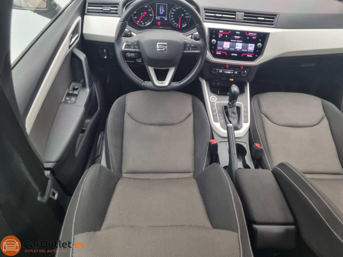 19 - Seat Arona 2018 - AUTO