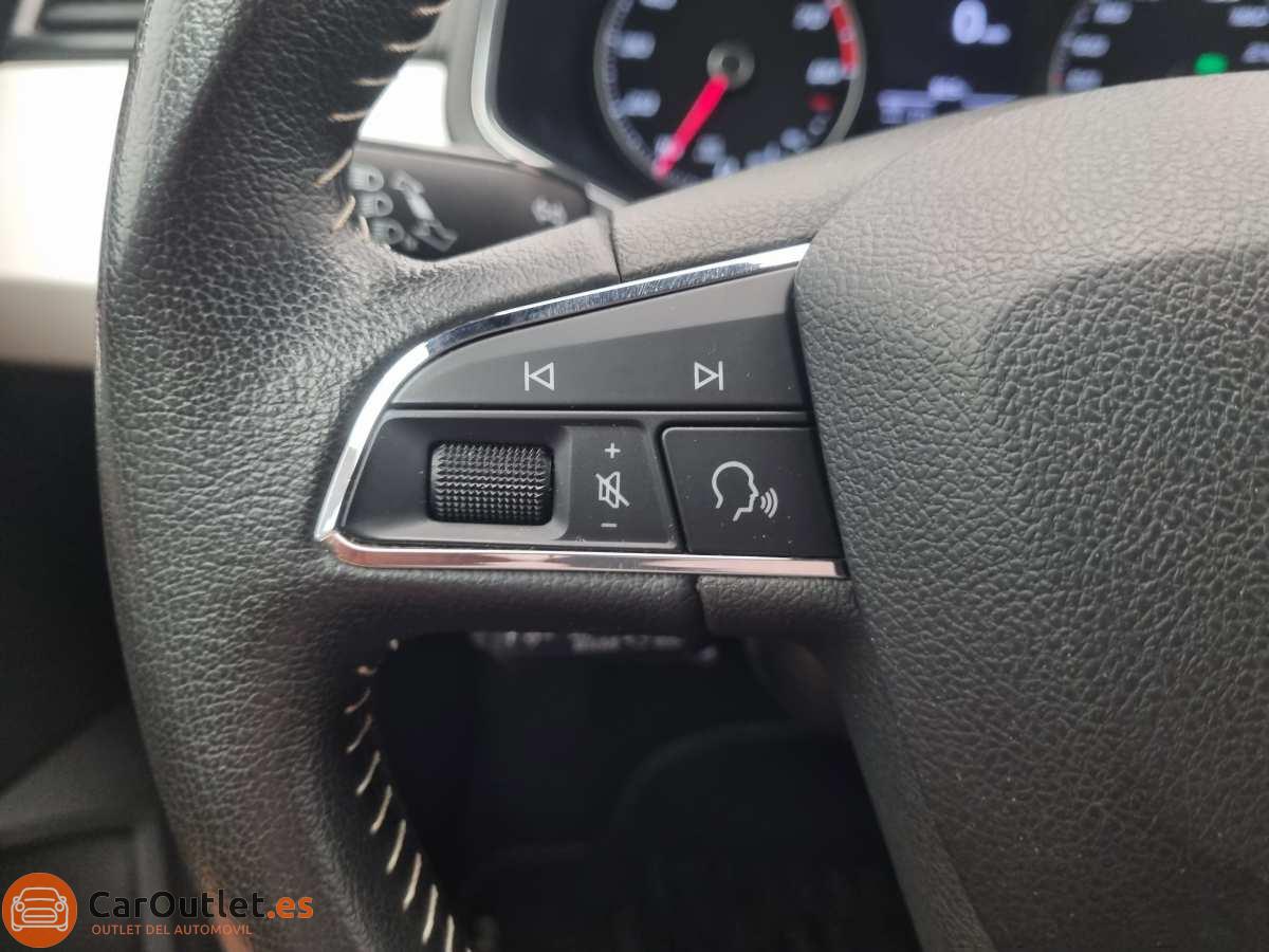 23 - Seat Arona 2018 - AUTO