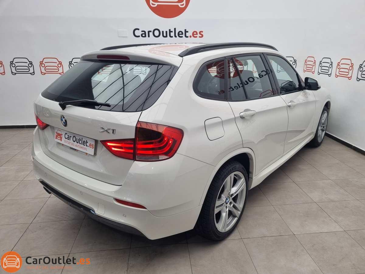 9 - BMW X1 2013 - AUTO