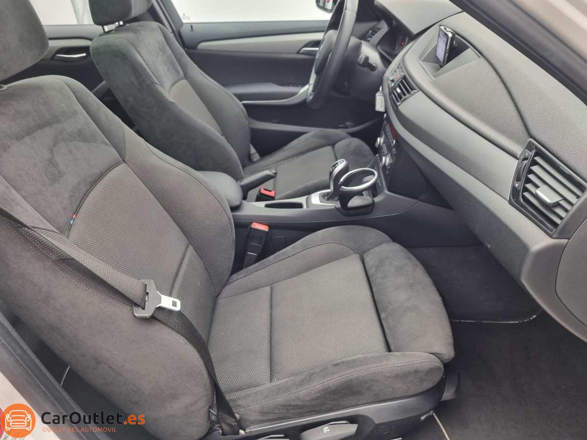17 - BMW X1 2013 - AUTO