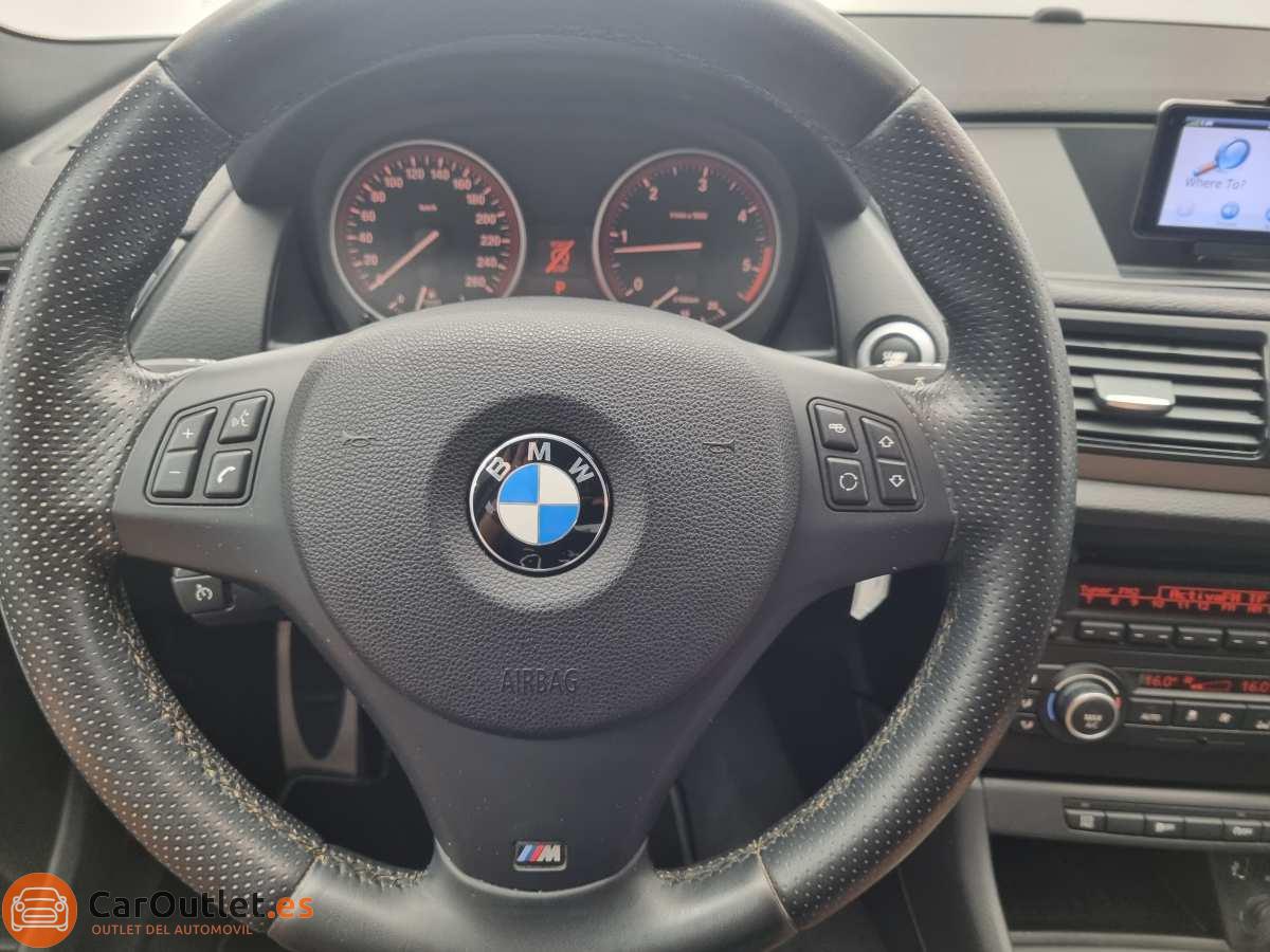 23 - BMW X1 2013 - AUTO