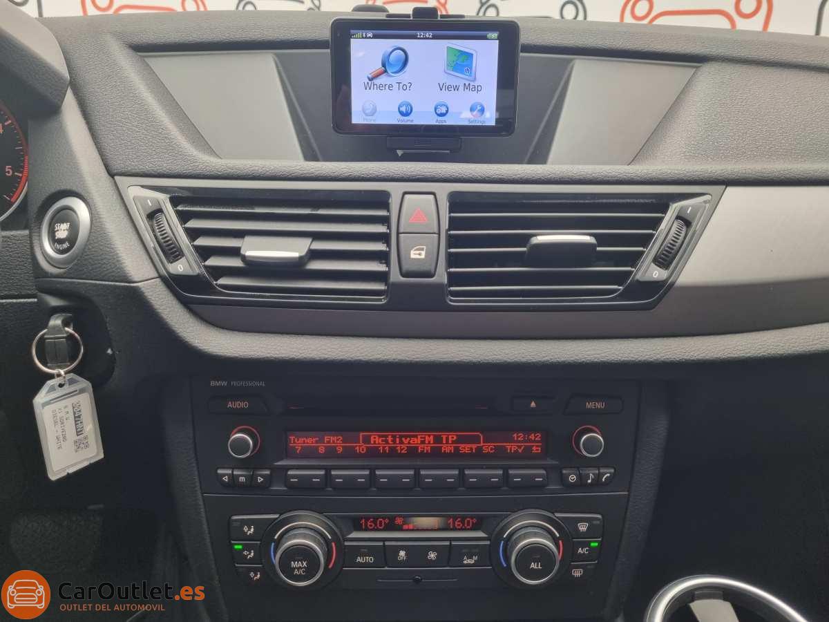 31 - BMW X1 2013 - AUTO