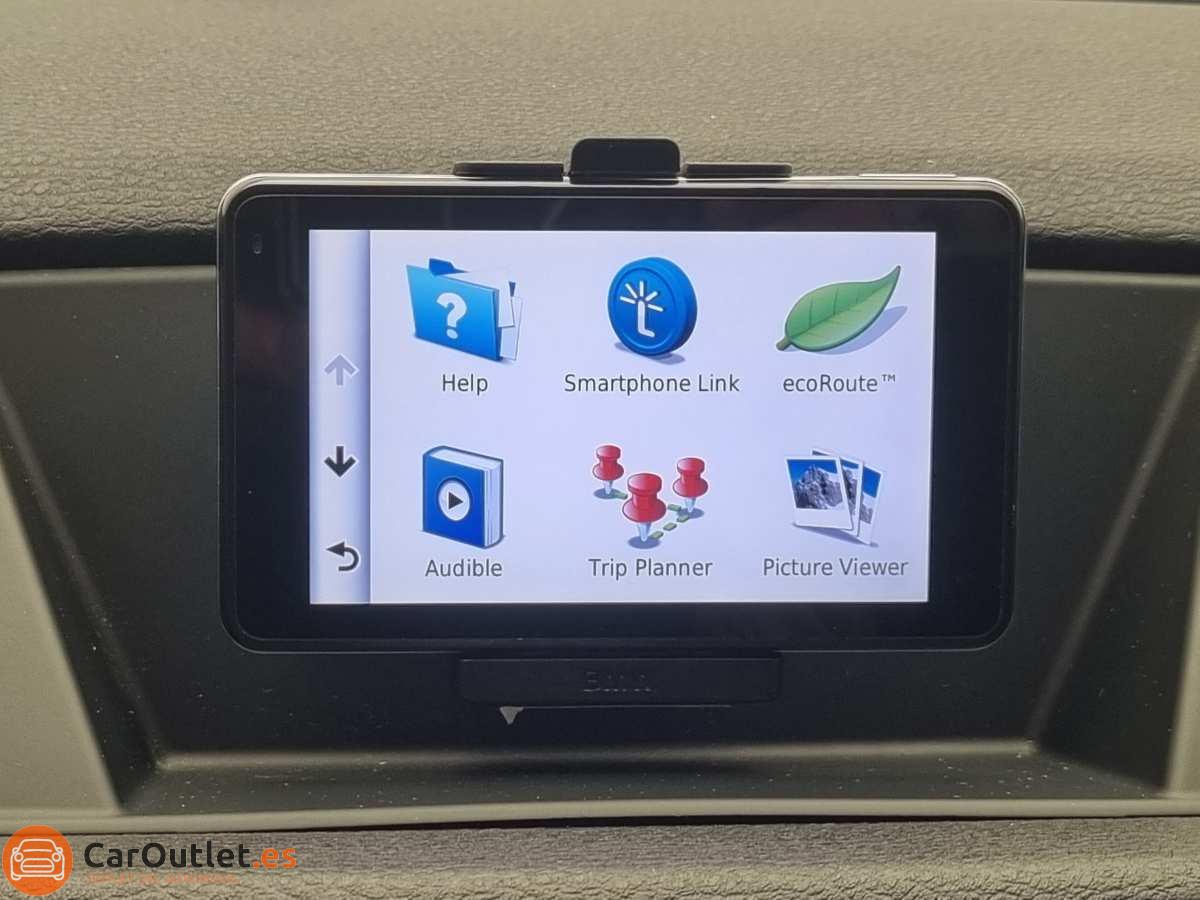 33 - BMW X1 2013 - AUTO