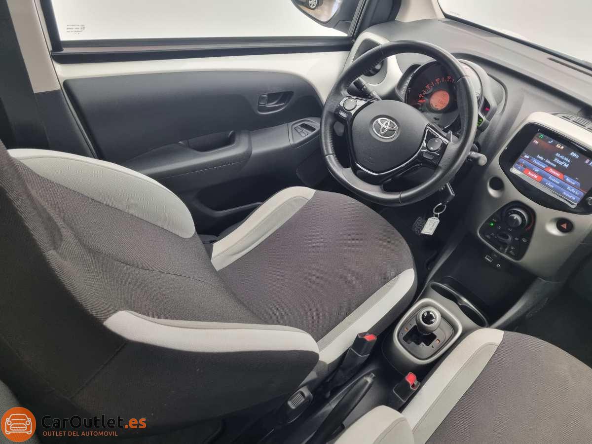 16 - Toyota Aygo 2016 - AUTO