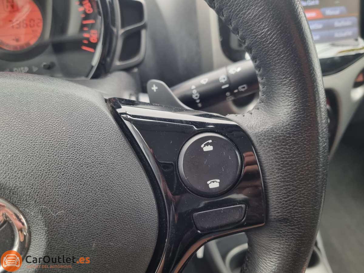 20 - Toyota Aygo 2016 - AUTO