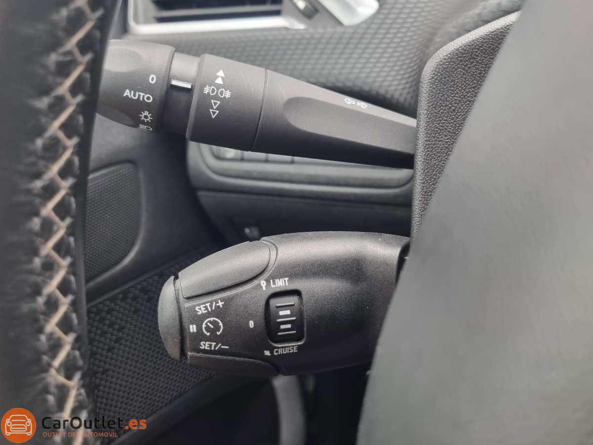 25 - Peugeot 2008 2018