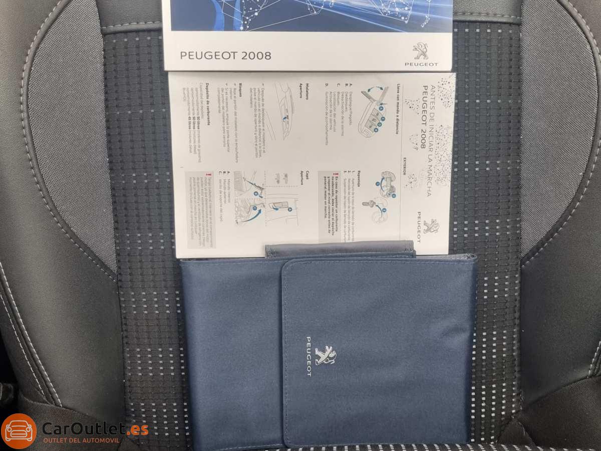 32 - Peugeot 2008 2018