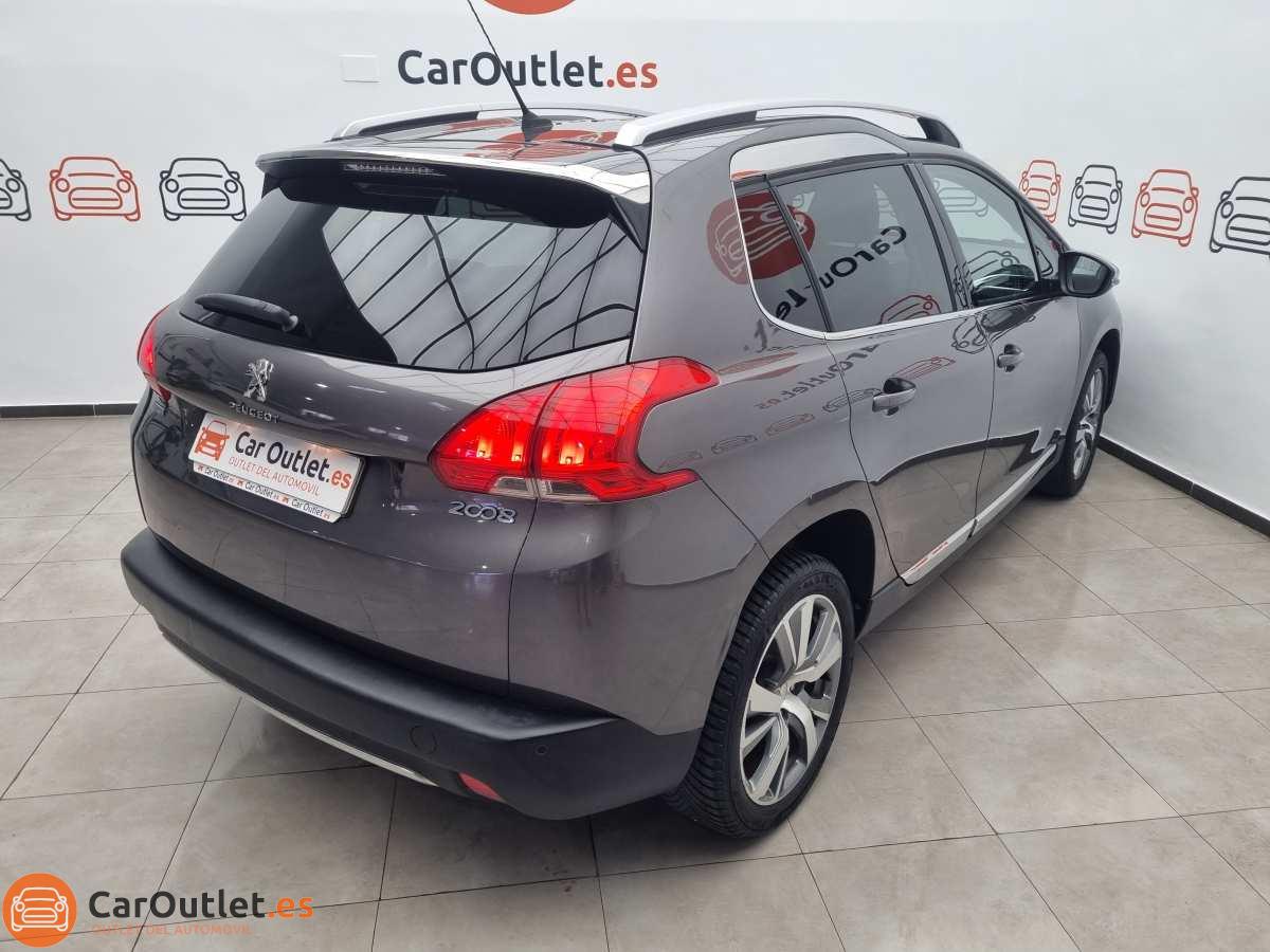 9 - Peugeot 2008 2016 - AUTO