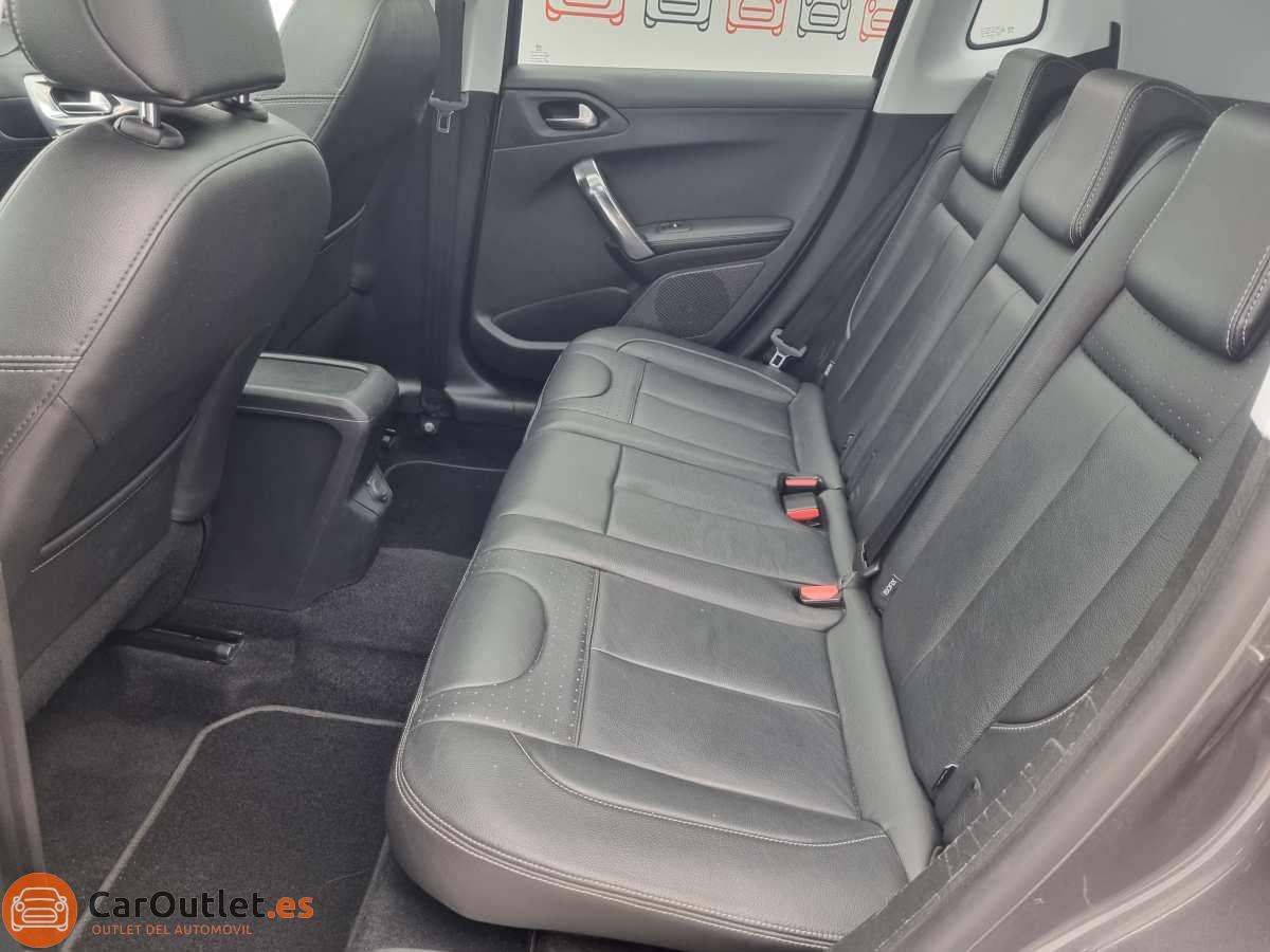 13 - Peugeot 2008 2016 - AUTO
