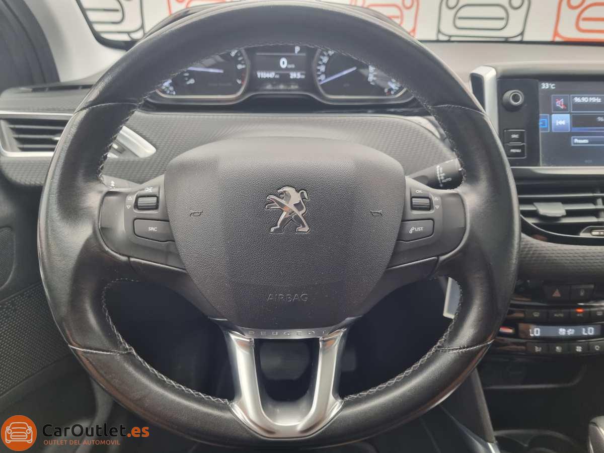 22 - Peugeot 2008 2016 - AUTO