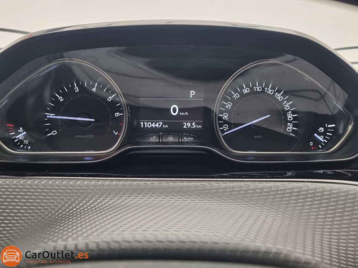 23 - Peugeot 2008 2016 - AUTO