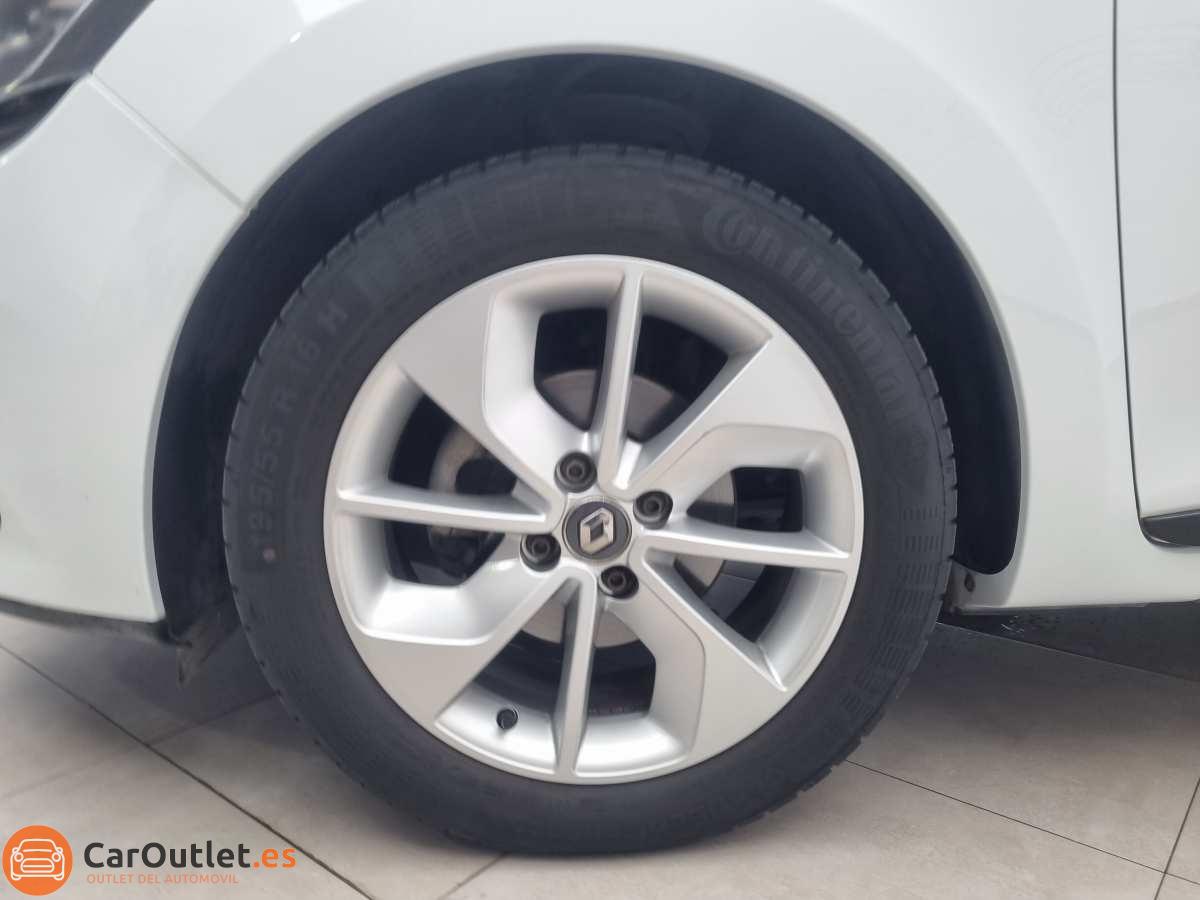 6 - Renault Clio 2018