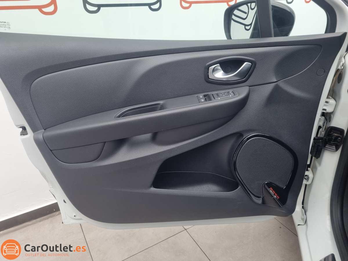 12 - Renault Clio 2018