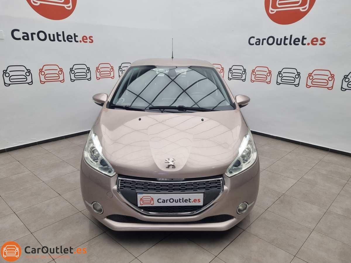 1 - Peugeot 208 2012