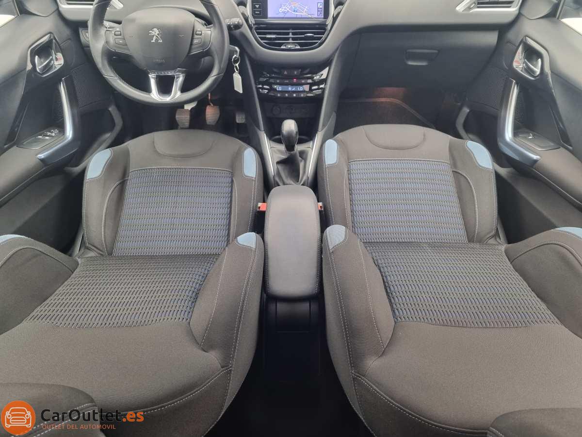 17 - Peugeot 208 2012
