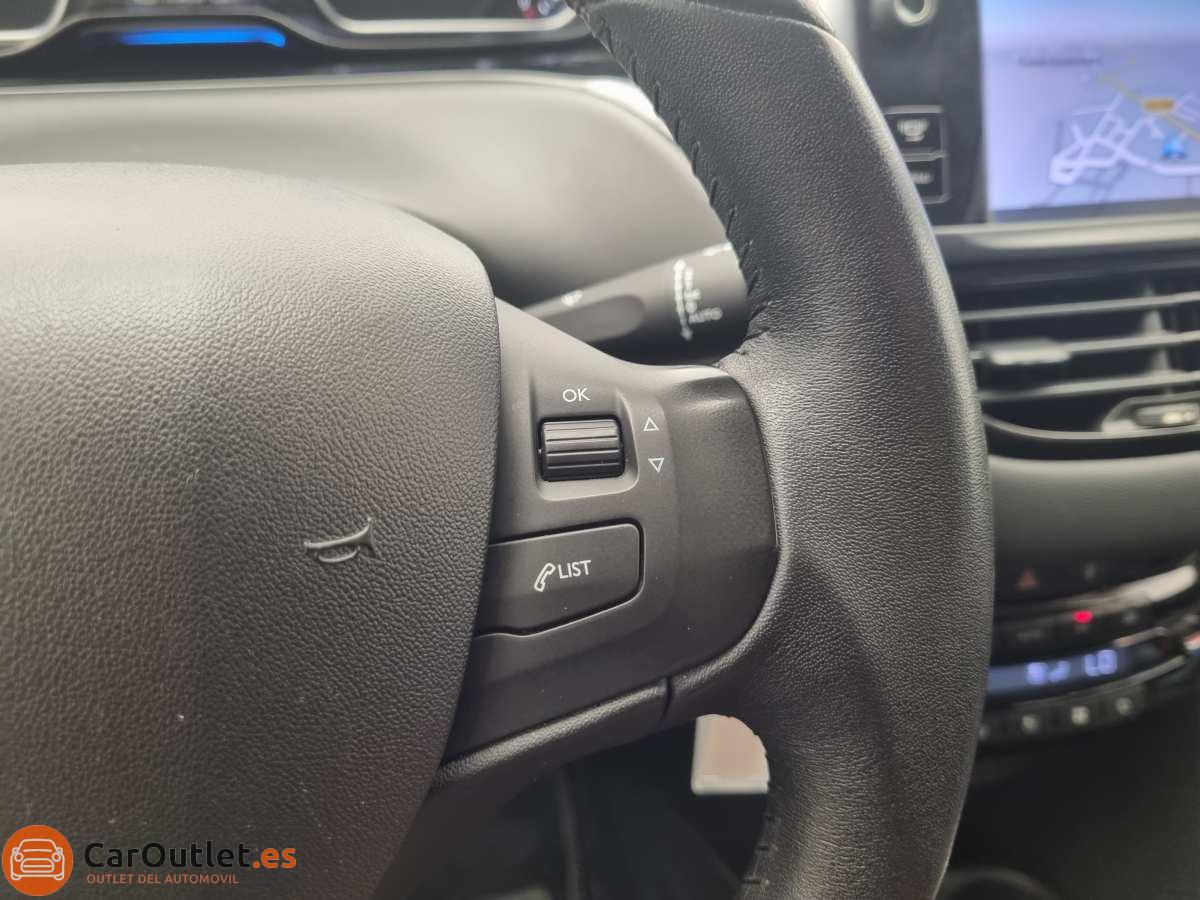22 - Peugeot 208 2012