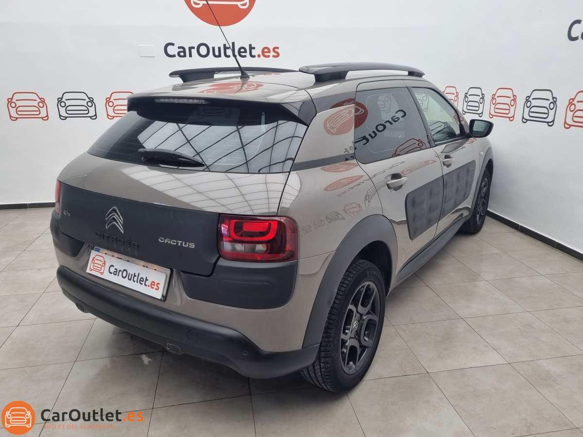 8 - Citroen C4 2016 - AUTO