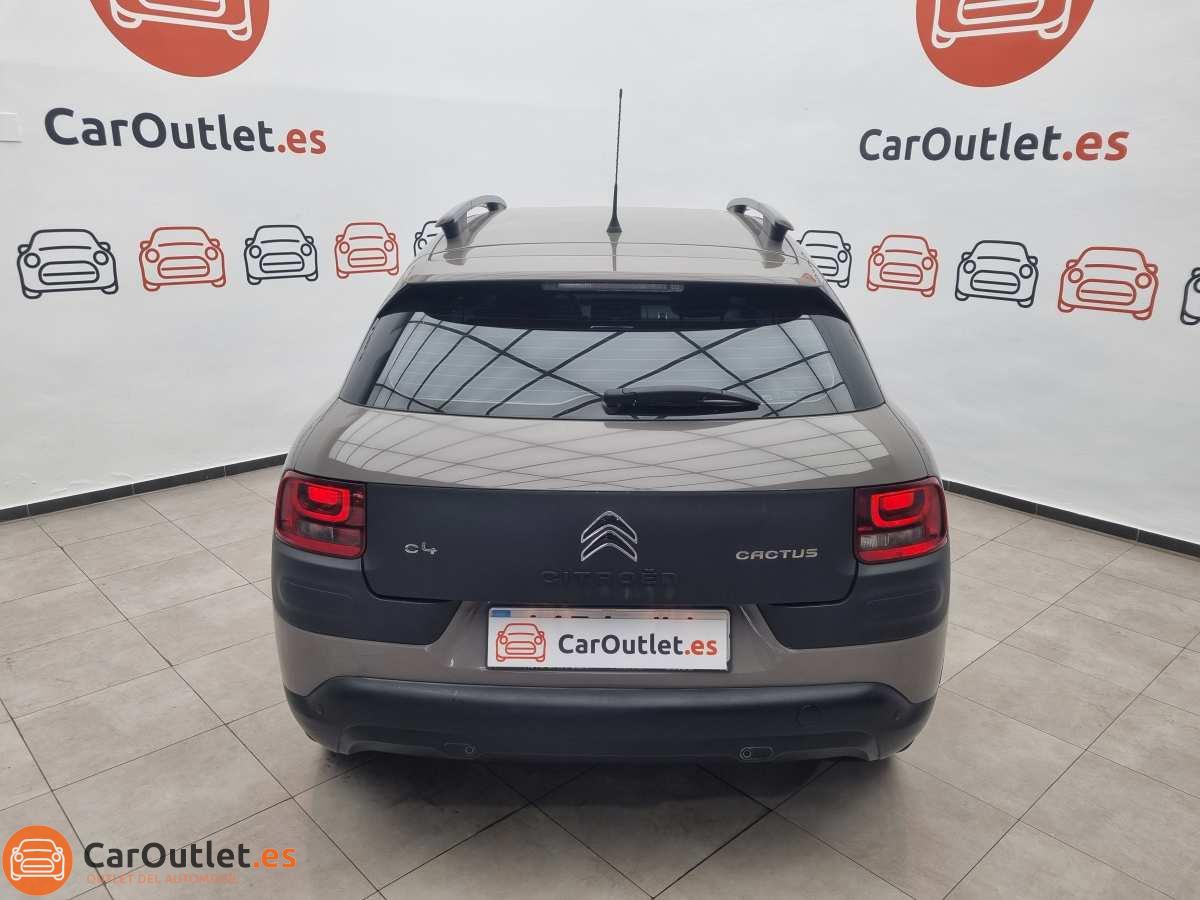 9 - Citroen C4 2016 - AUTO